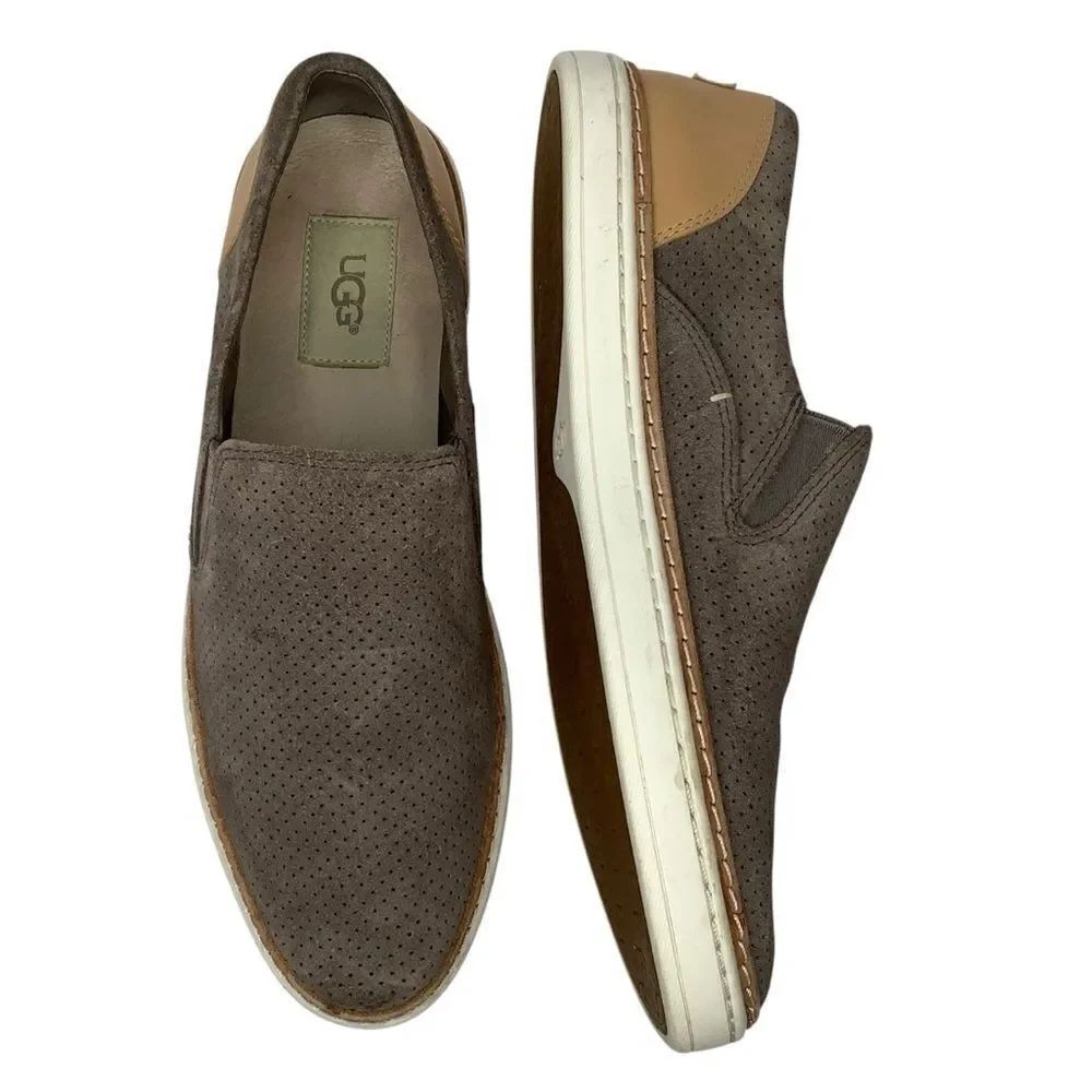 UGG Australia Gray Suede Leather Slip On Boat Sneakers Women Shoes Sz 8